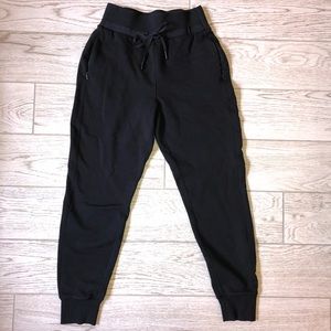 Lululemon joggers